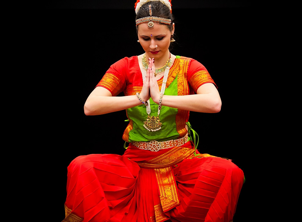 Taniec bharatanatyam (Magdalena Inglot) (Namaskar! Witamy w Indiach)